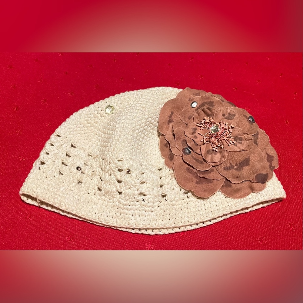 Chic Cream Crochet Hat with Brown Floral Detail